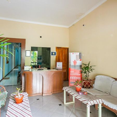 Reddoorz Syariah @ Sakinah Guesthouse Sragen Eksteriør billede