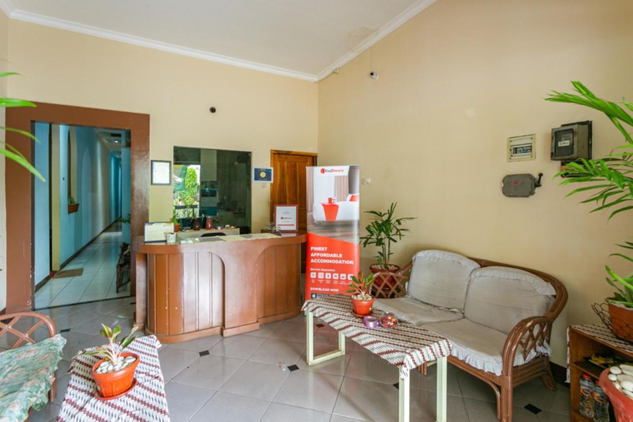 Reddoorz Syariah @ Sakinah Guesthouse Sragen Eksteriør billede